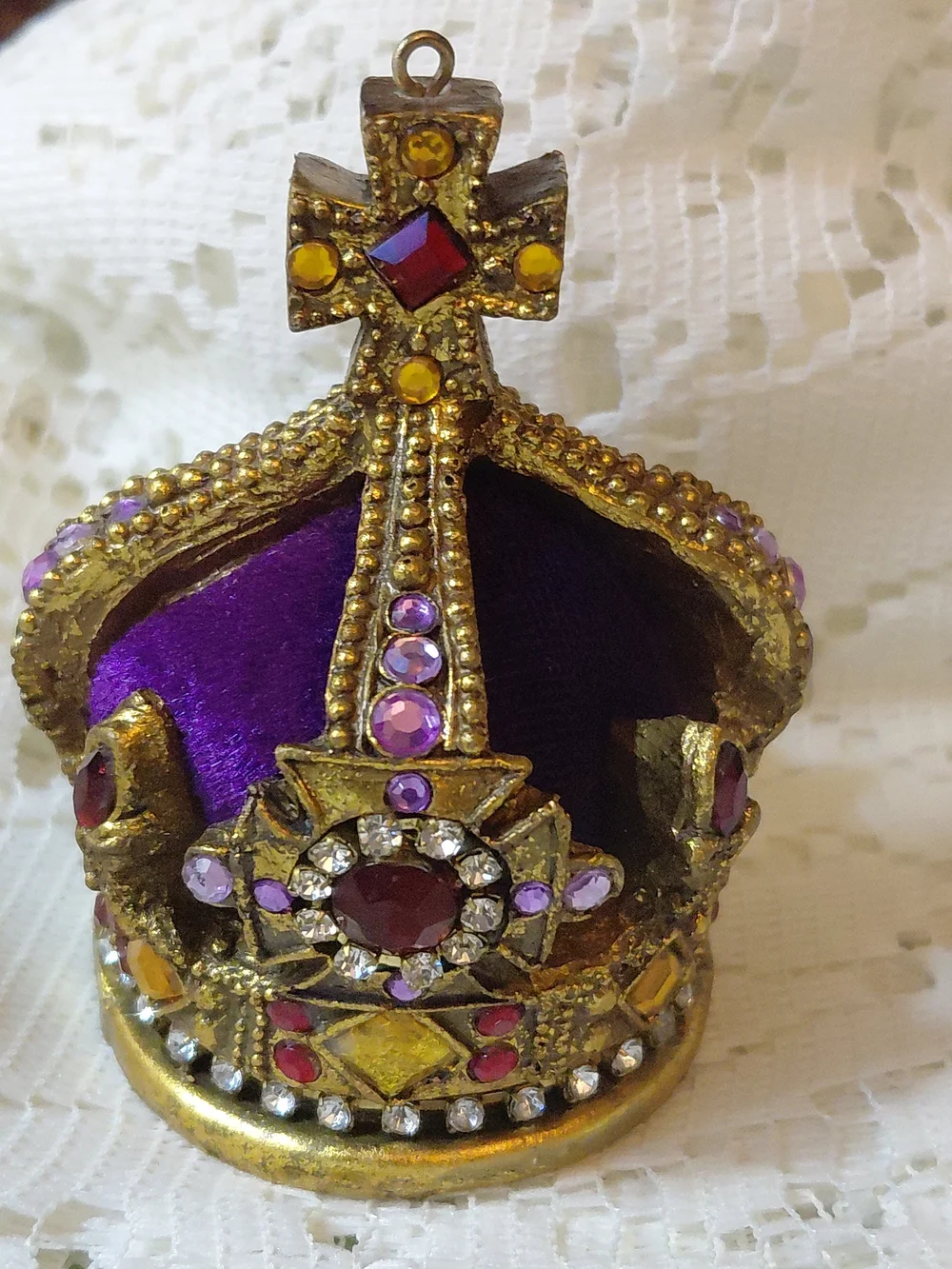 Vintage British Royal Crown from London St.Edward's Christmas Ornament Decor